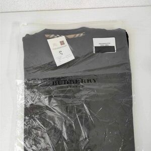 Authentic Burberry black Golf polo Size Medium